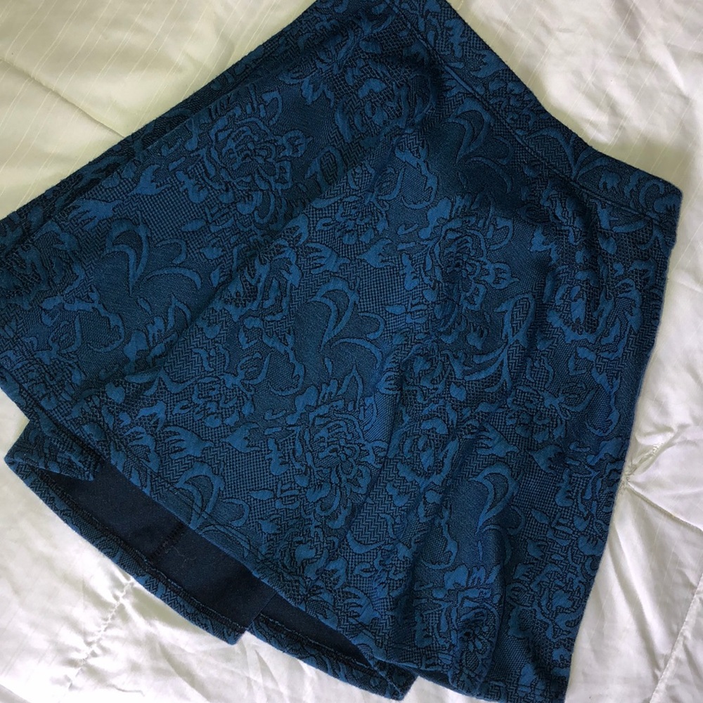 Cute skirt!